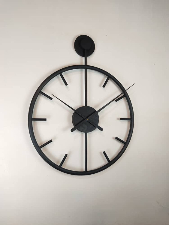 ساعت لارا چوبی